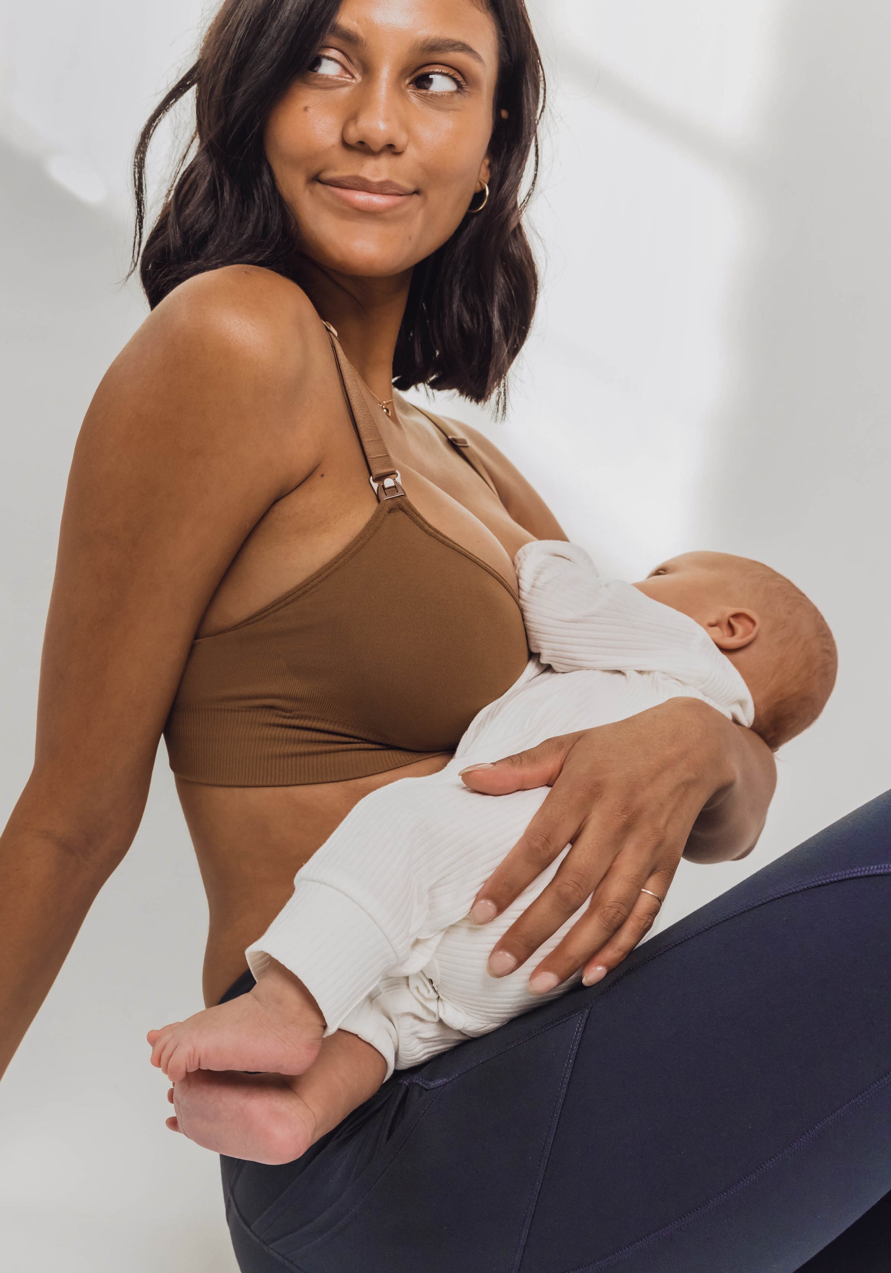 Buy D Club Motherhood Maternity Women's Plus-Size Seamless Clip