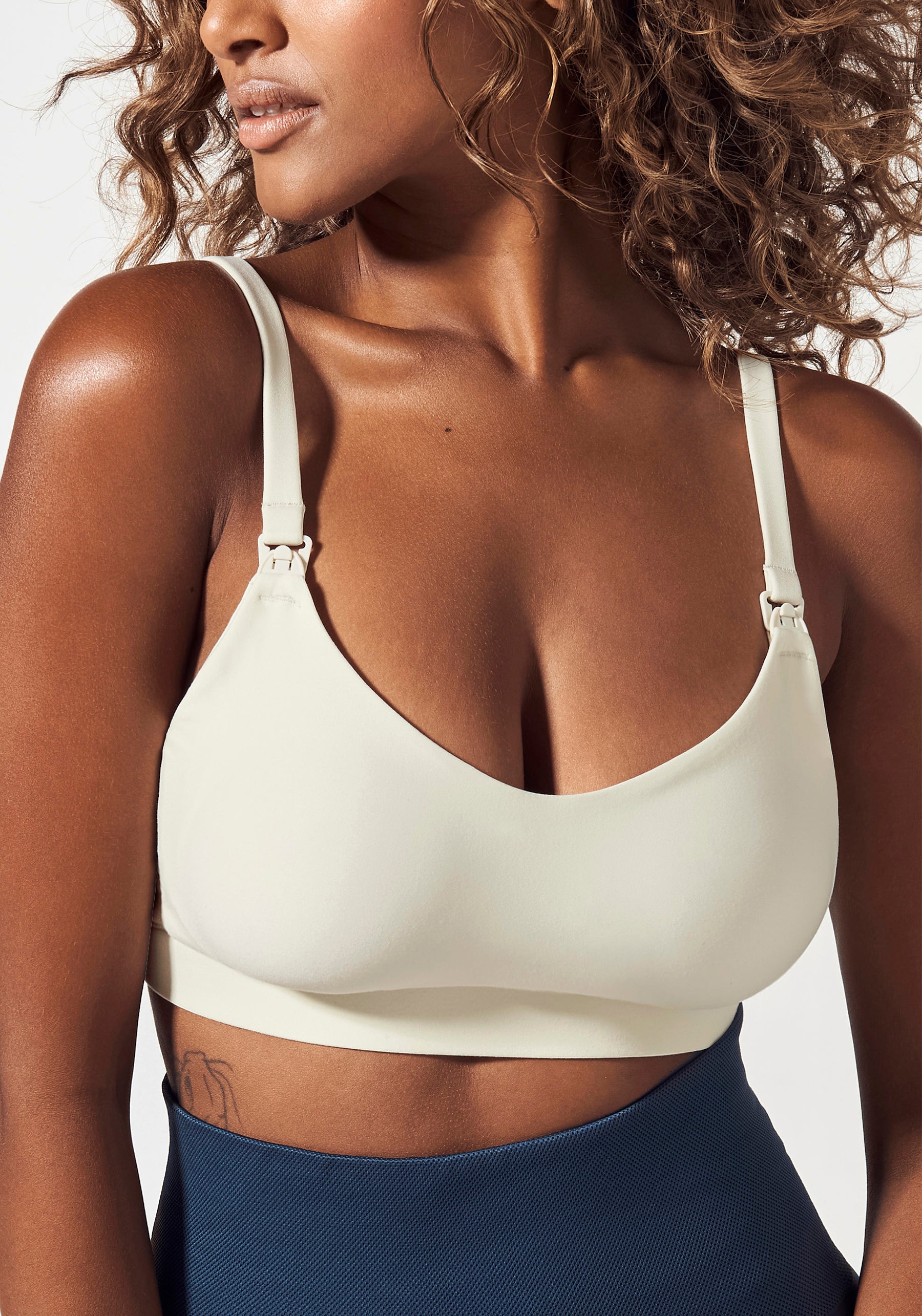 Thin Bra, 3 Color/Pack Fashion Soft Wire Free Bras Sport Bikini with  Removable Pads Slim Strap and Deep-V Design Girls' Crop Bra/Maternity  Nursing Brassiere/Soft Cup(M Size) : : Clothing & Accessories