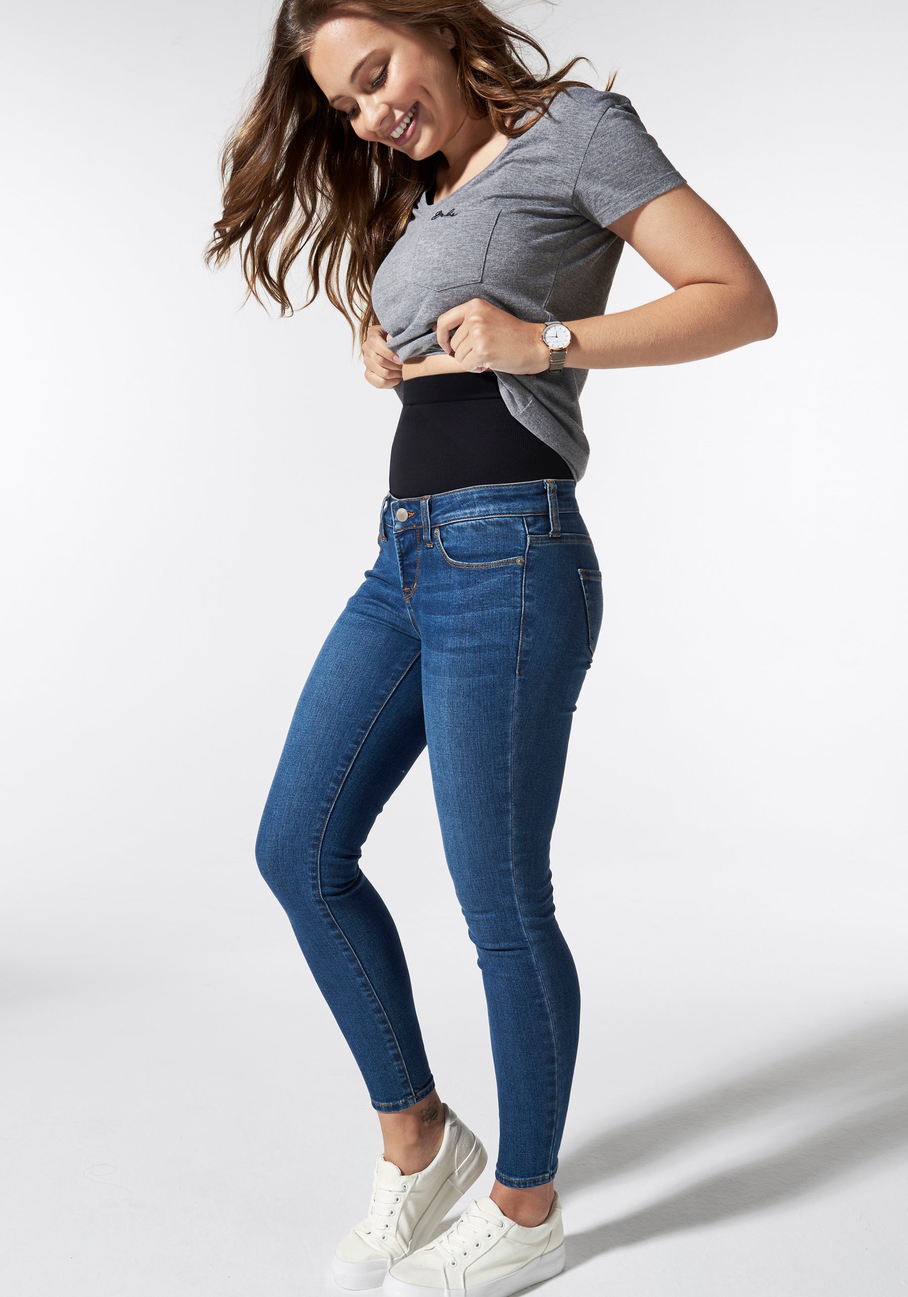 The Best Postpartum Jeans - 12 Women on the Postpartum Jeans That
