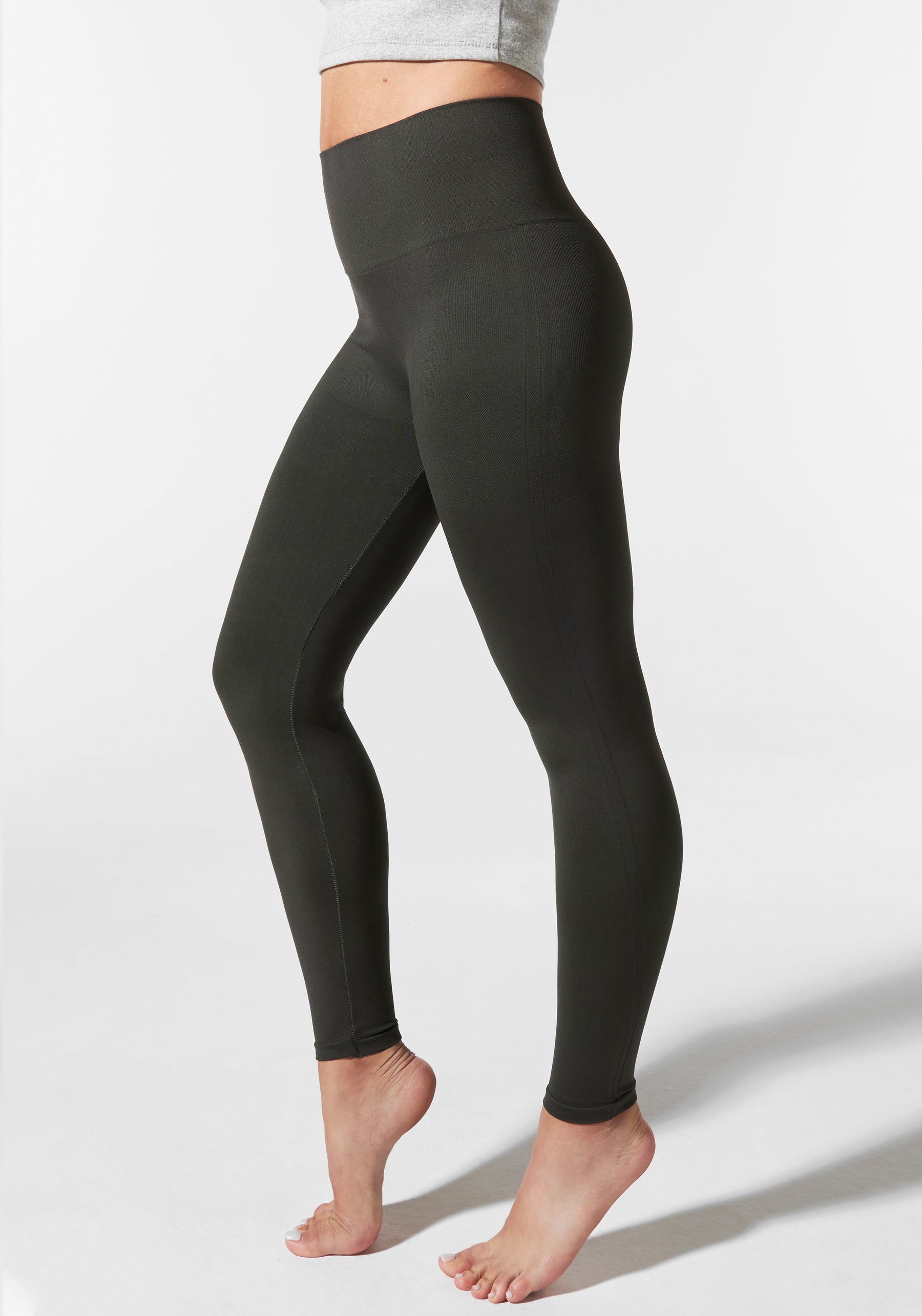 Good American Seamless Core Power Ribbed Leggings- Size 3/4 = Size L Olive  Green